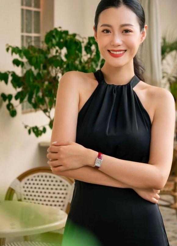 phụ kiện, phụ nữ trung niên, phụ kiện phụ nữ trung niên