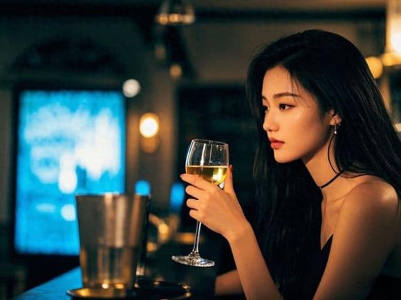 ngoại tình, phụ nữ ngoại tình