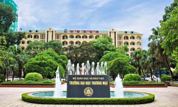 tuyển sinh 2025, tuyển sinh đại học, học phí, ngành hot