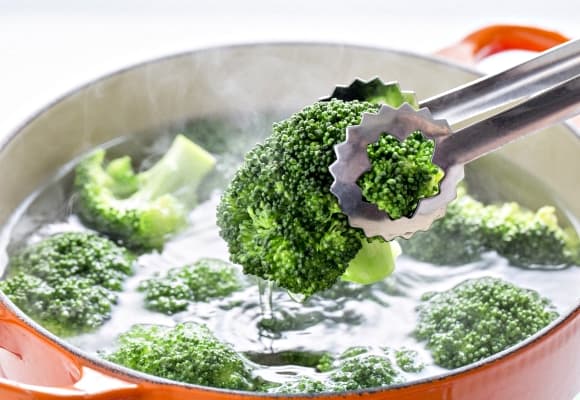 luộc rau, cho muối vào rau khi luộc, sức khoẻ