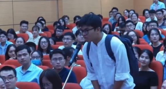 Bác sĩ nội trú, đại học y hà nội, Nguyễn Đình Hoàng