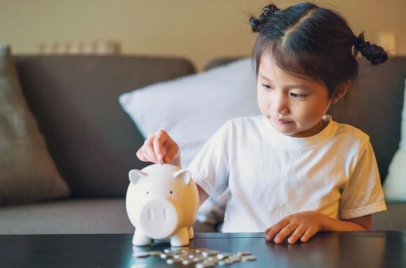 chăm con, giáo dục con, cho trẻ tiền tiêu vặt, tiền tiêu vặt