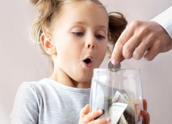 chăm con, giáo dục con, cho trẻ tiền tiêu vặt, tiền tiêu vặt