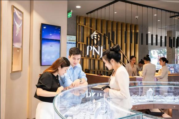 baicuoi1-ngoisaovn-w2175-h1450 5 Triển lãm Cưới TP.HCM, Riverside Palace, The Vow’s Legacy 2025