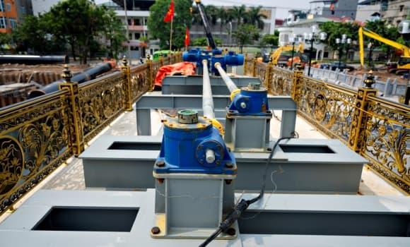 sông Tô Lịch, Đập dâng sông Tô Lịch, bảo tháp vàng, Hà Nội
