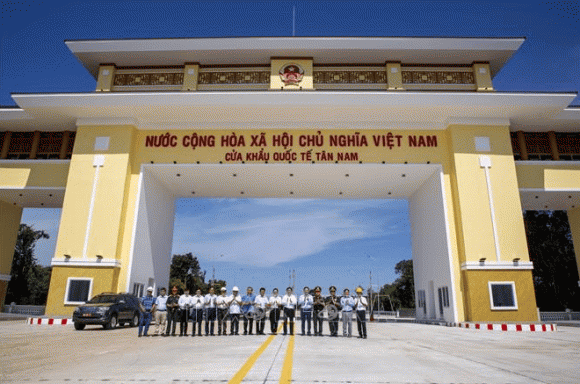 cửa khẩu quốc tế, Tân Nam, cửa khẩu Tân Nam