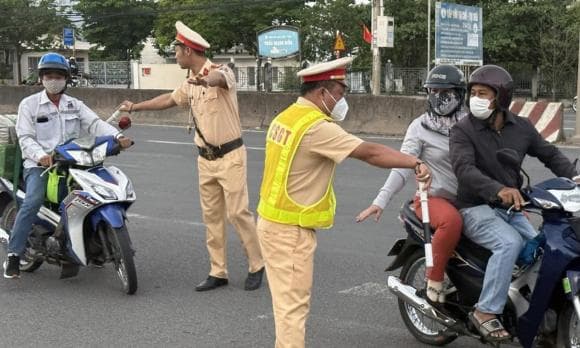 làn đường, quy định về làn đường, vi phạm giao thông
