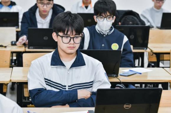 thi máy tính 1 thi tốt nghiệp THPT, thi đại học trên máy tính, kiến thức