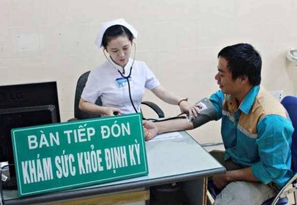 khám sức khỏe định kỳ miễn phí