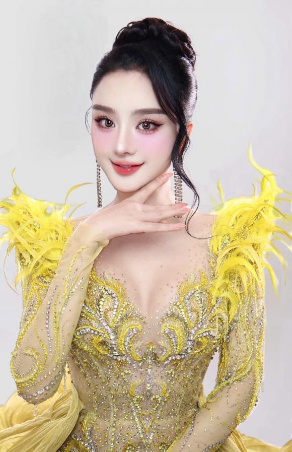 Lâm Khánh Chi, sao Việt 