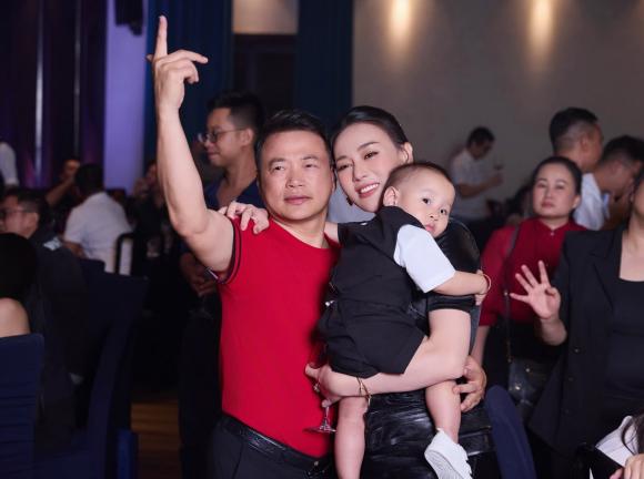 diễn viên Phương Oanh, Shark Bình, sao Việt