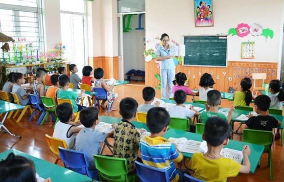 nghỉ hưu trước tuổi,giáo viên mầm non, kiến 