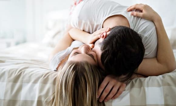 Gen Z, quan hệ tình dục, tần suất quan hệ tình dục thấp 