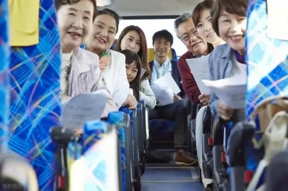 người già về hưu, tuổi già