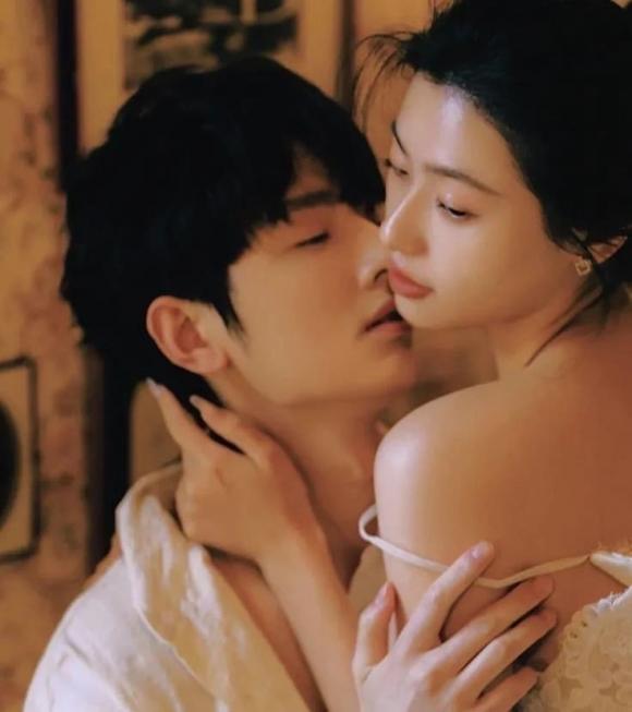 ngoại tình, phụ nữ ngoại tình