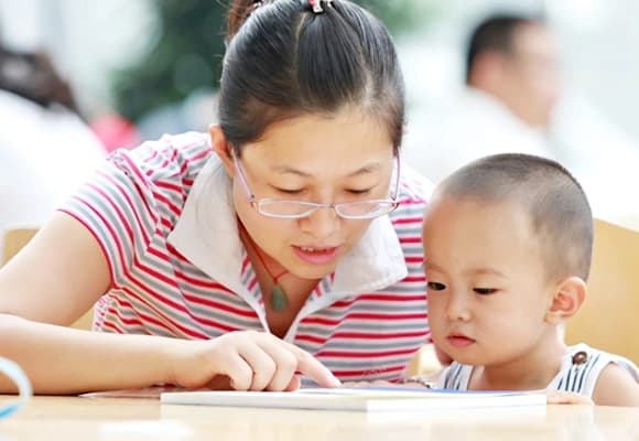 ngành nghề, nhóm ngành trí thức, kinh doanh, tài chính, công nghệ, trẻ giàu có