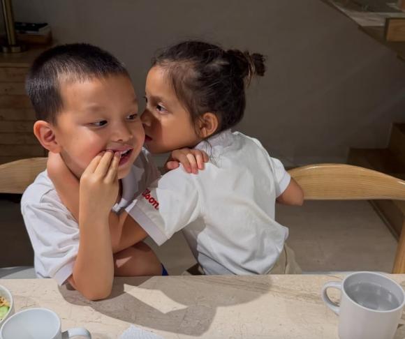 nữ ca sĩ hồ ngọc hà, diễn viên Kim Lý, sao Việt