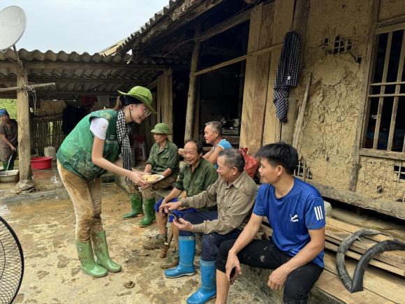 Sao Việt 27/9, tin sao việt mới nhất