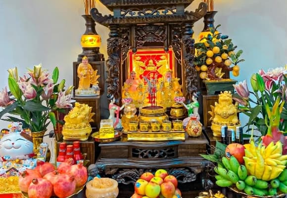 bàn thờ, Hũ gạo, hũ muối, bàn thờ Thần tài