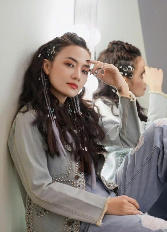 diễn viên Tinna Tình, sao Việt