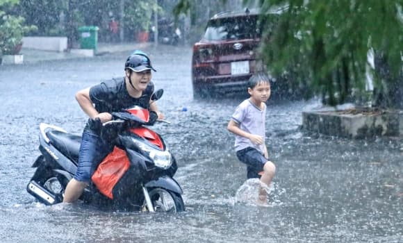 mưa bão, dịch bệnh, Hà Nội