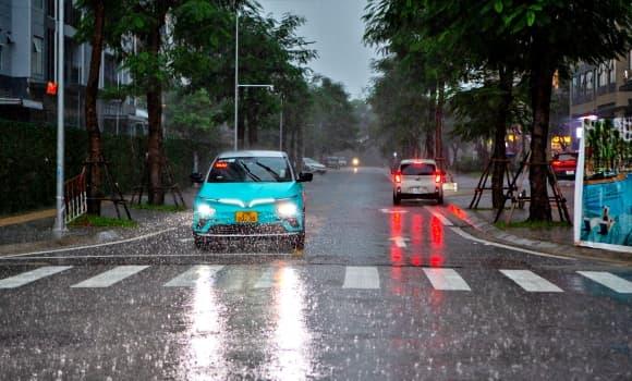 Đại lộ Thăng Long, mưa bão, Geleximco, Vinhomes Smart City, ngập lụt