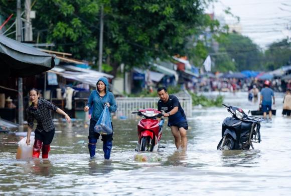 bão số 10, lũ sau bão, chợ Vinh