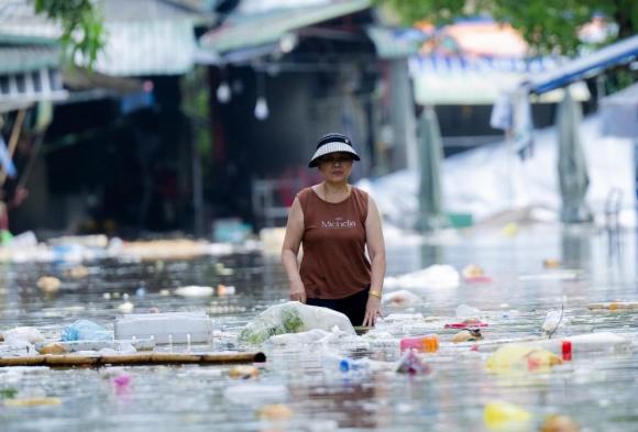 bão số 10, lũ sau bão, chợ Vinh