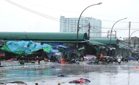 bão số 10, lũ sau bão, chợ Vinh
