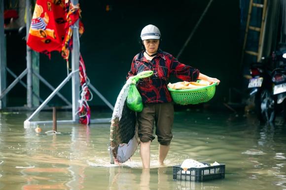 bão số 10, lũ sau bão, chợ Vinh