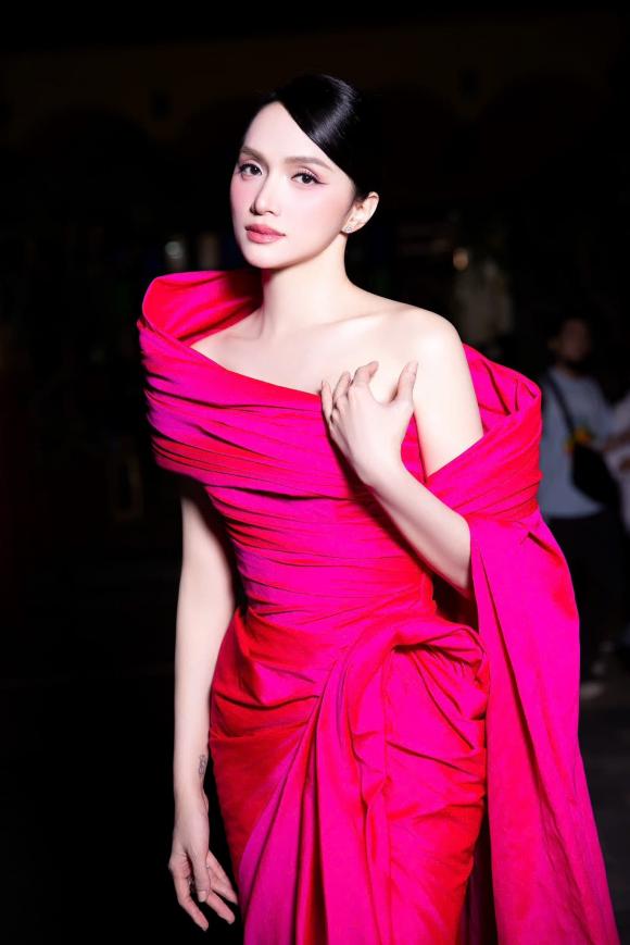 Hoa hậu Hương Giang, sao Việt, Miss Universe 2025