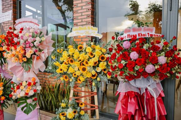 Phát Hoàng Gia Floral & Decor, Phát Hoàng Gia