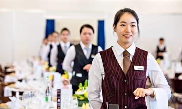 sinh viên du học, ngành lương cao, điều dưỡng, ngành kỹ thuật - công nghiệp, dịch vụ - nhà hàng - khách sạn