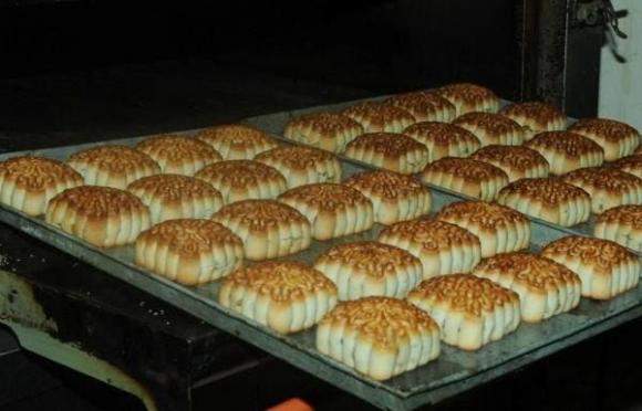 mua bánh trung thu  3 bánh Trung thu, mua bánh trung thu, bánh dẻo