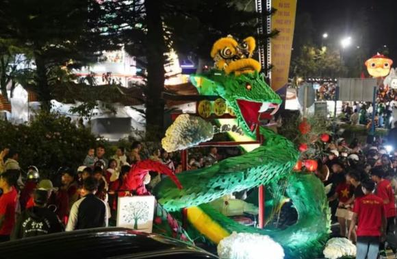 Trung thu, rước đèn, rước đèn ở Đà Lạt