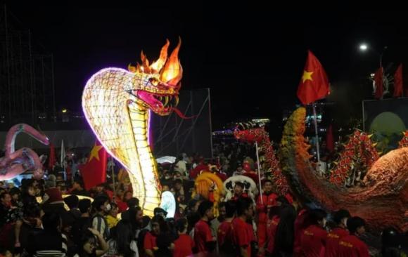 Trung thu, rước đèn, rước đèn ở Đà Lạt