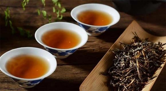 Trà Đại Hồng Bào, núi Vũ Di, Loại lá đắt nhất thế giới