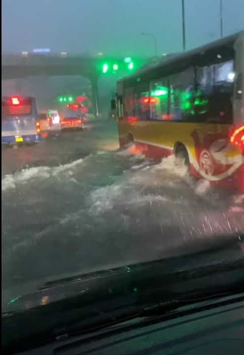 Hà Nội, Hà Nội mưa ngập, tuyến đường ngập Hà Nội