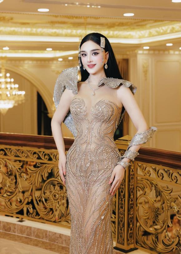 ca sĩ Lâm Khánh Chi, sao Việt