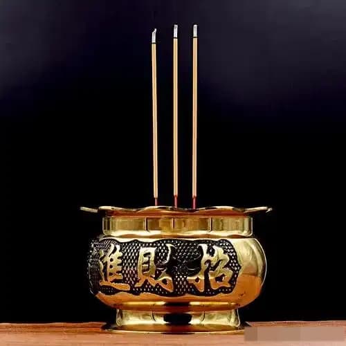 thắp hương, ma quỷ