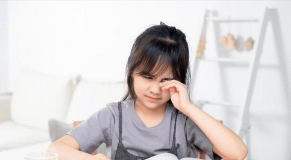 trẻ học thêm, trẻ không học thêm, sự khác biệt, dạy con, giáo dục con, cha mẹ thông thái