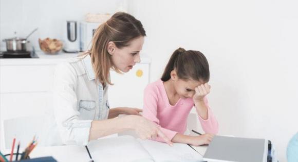 trẻ học thêm, trẻ không học thêm, sự khác biệt, dạy con, giáo dục con, cha mẹ thông thái