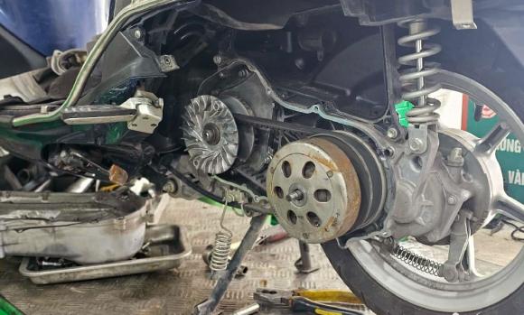 Xe máy bị ngập nước, bảo dưỡng xe máy