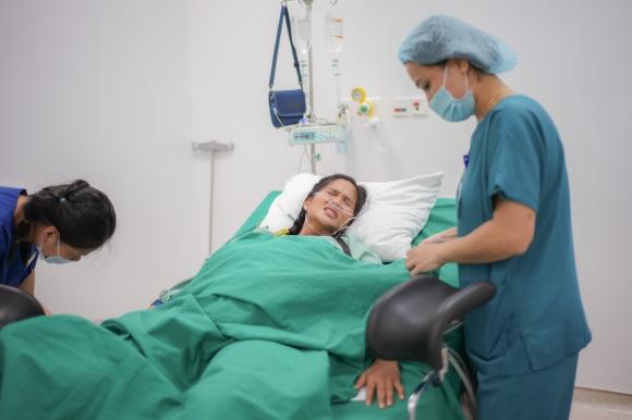 Hoa hậu H'Hen Niê, sao Việt