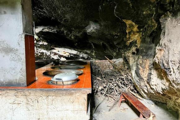nhà gỗ 5 tầng ở vách đá được trả 18 tỷ , kiến trúc lạ, kiến thức