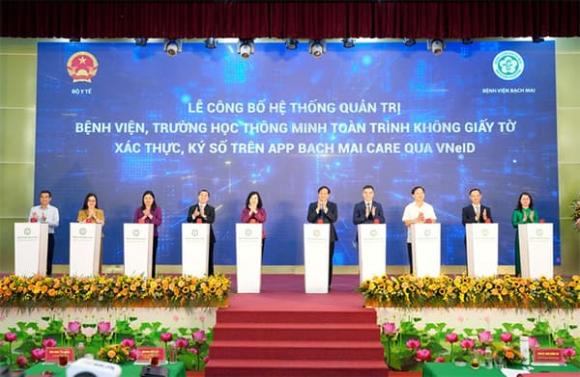 Bệnh viện Bạch Mai, Hồ sơ Sức khỏe điện tử, ký số qua VNeID
