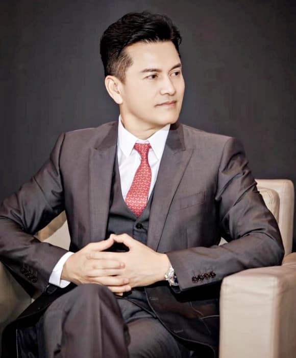 Triển Chiêu, Lữ Lương Vỹ, sao trung