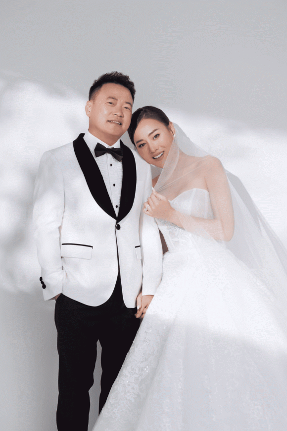 diễn viên Phương Oanh, Shark Bình, sao Việt