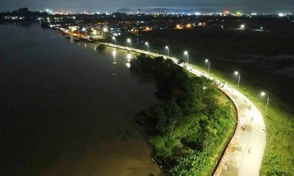  xuyên đêm hộ đê chống lũ, đê Chi Lễ xã Mỹ Thái, lũ Bắc Ninh