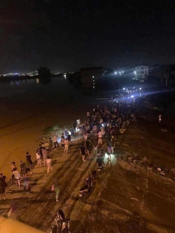  xuyên đêm hộ đê chống lũ, đê Chi Lễ xã Mỹ Thái, lũ Bắc Ninh